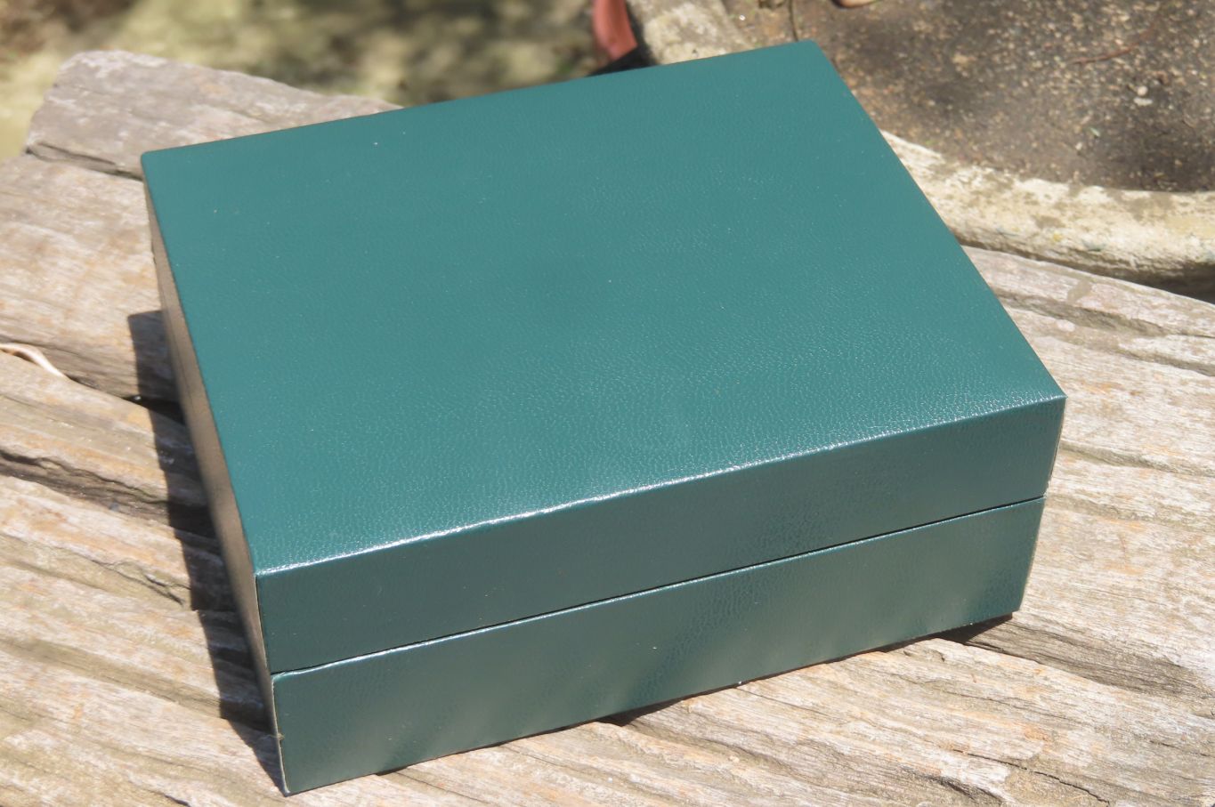 Hand Made African Butter Jade and Jet Stone Jewellery Box x 1 From Southern Africa