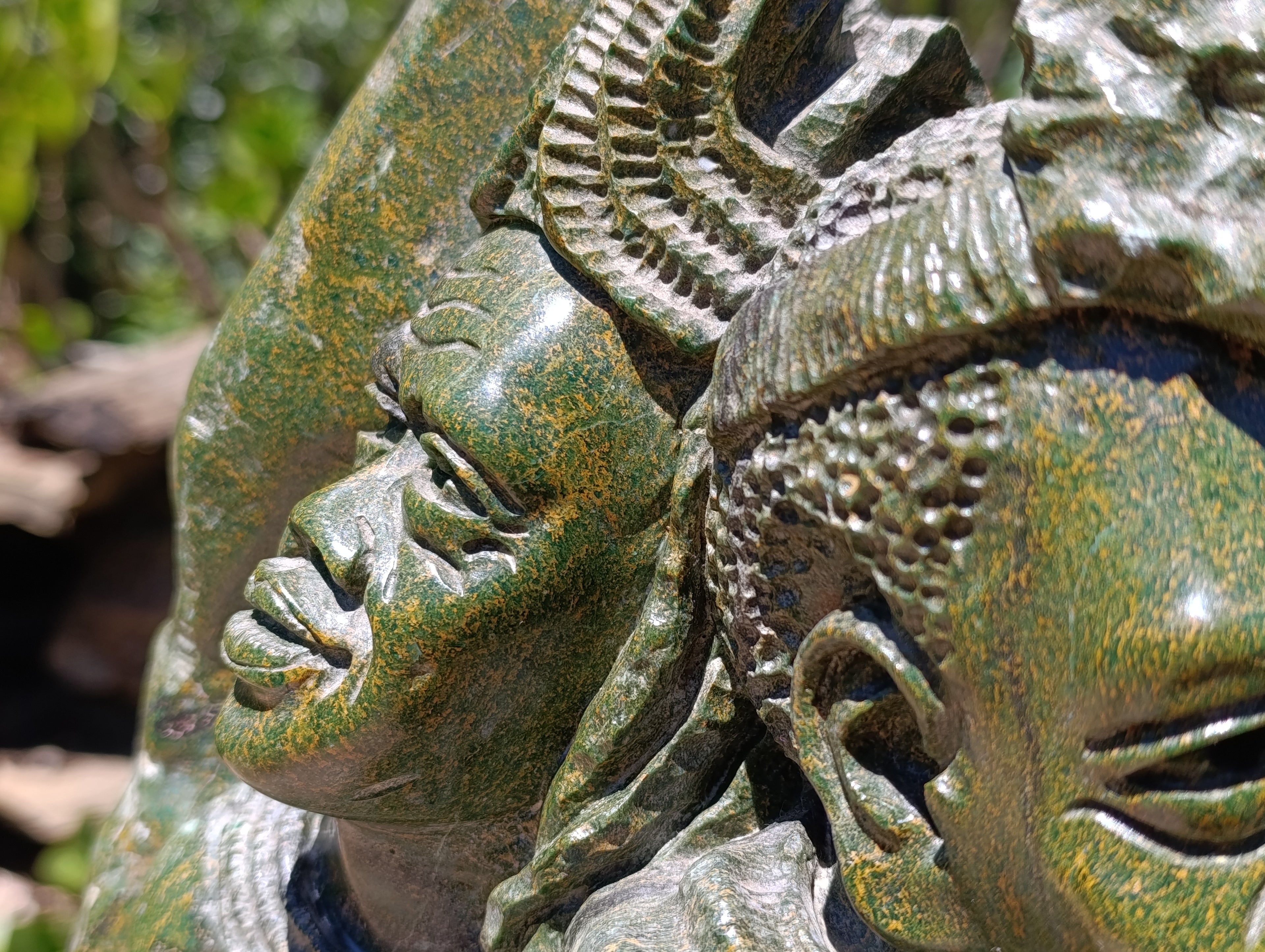 Contented African Couple Large Verdite Carving x 1 From Zimbabwe