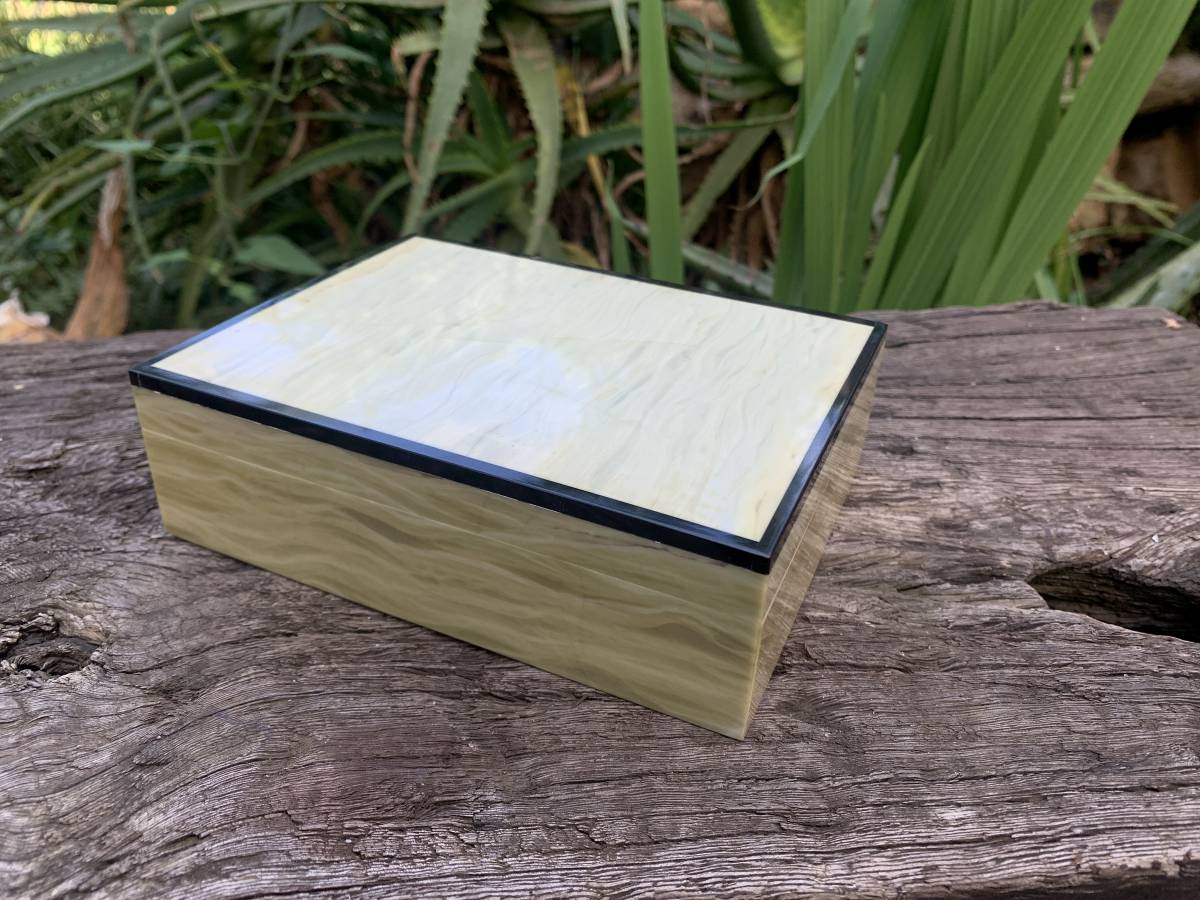 Hand-Made Jet and African Butter Jade Stone Jewellery Box x 1 From Southern Africa