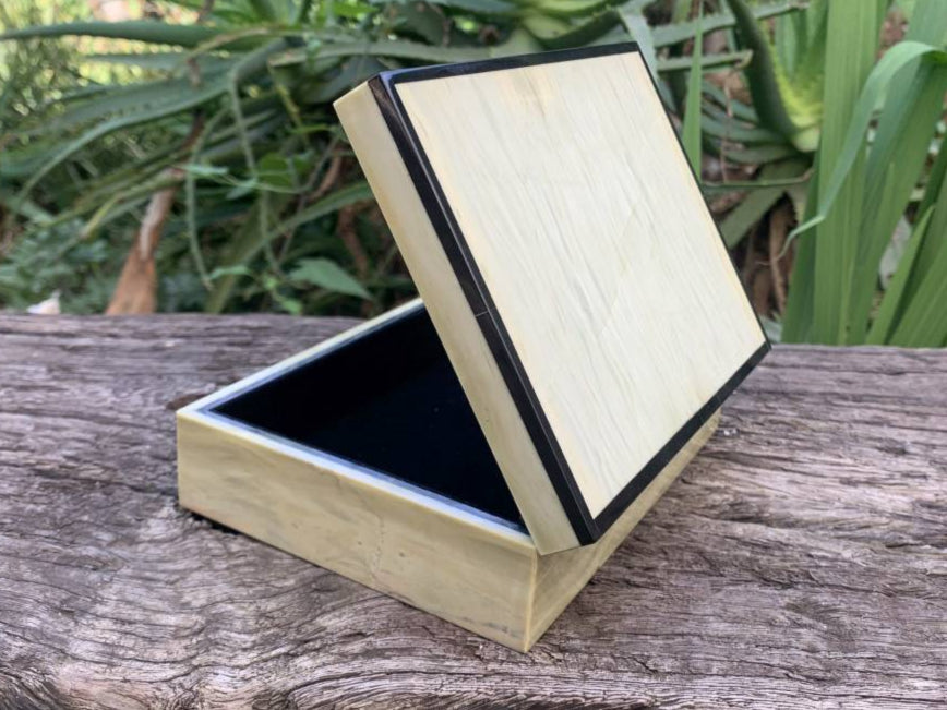 Hand-Made Jet and African Butter Jade Stone Jewellery Box x 1 From Southern Africa