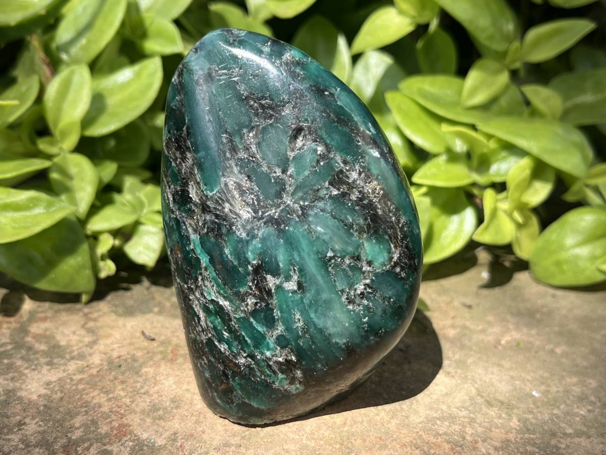 Polished Mutokolite Standing Free Form x 1 From Mutoko, Zimbabwe