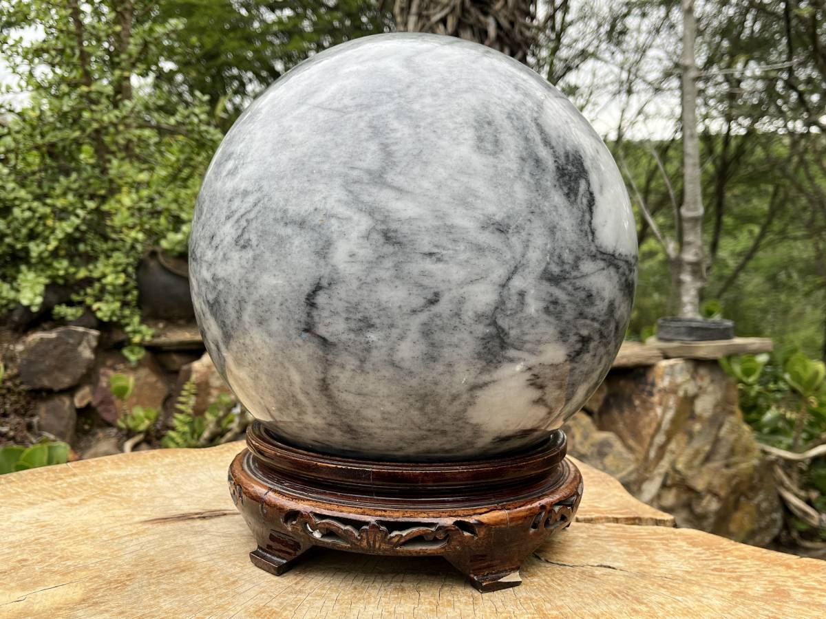 Polished XL Zebra Marble Sphere x 1 From Australia
