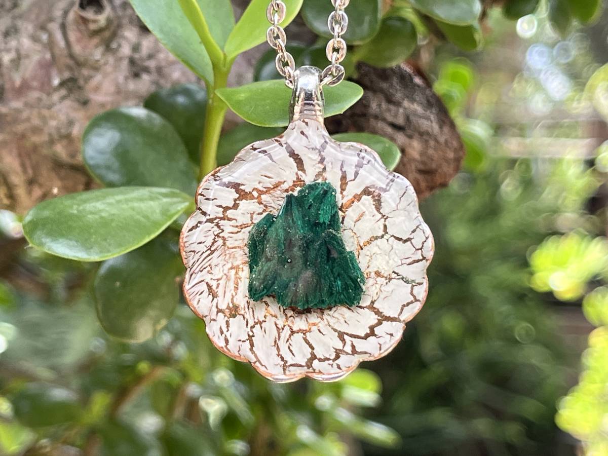 Hand Made Silky Malachite Set In A Silver Spoon x 1 From Kasompe, Congo