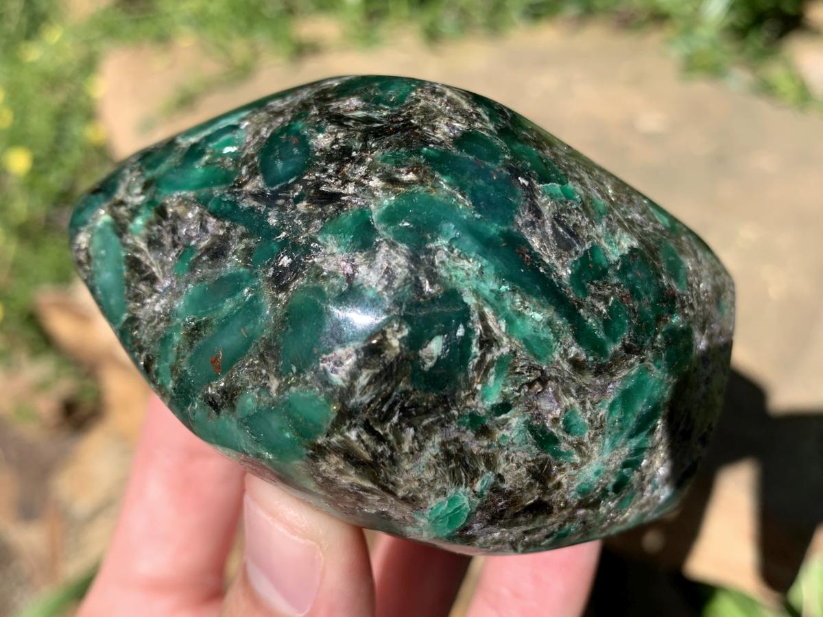 Polished Mutokolite Emerald Muscovite Mica Standing Free Form x 1 From Mutoko, Great Dyke, Zimbabwe