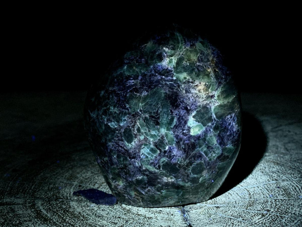 Polished Mutokolite Emerald Chrome Muscovite Mica Standing Free Form x 1 From Mutoko, Great Dyke, Zimbabwe