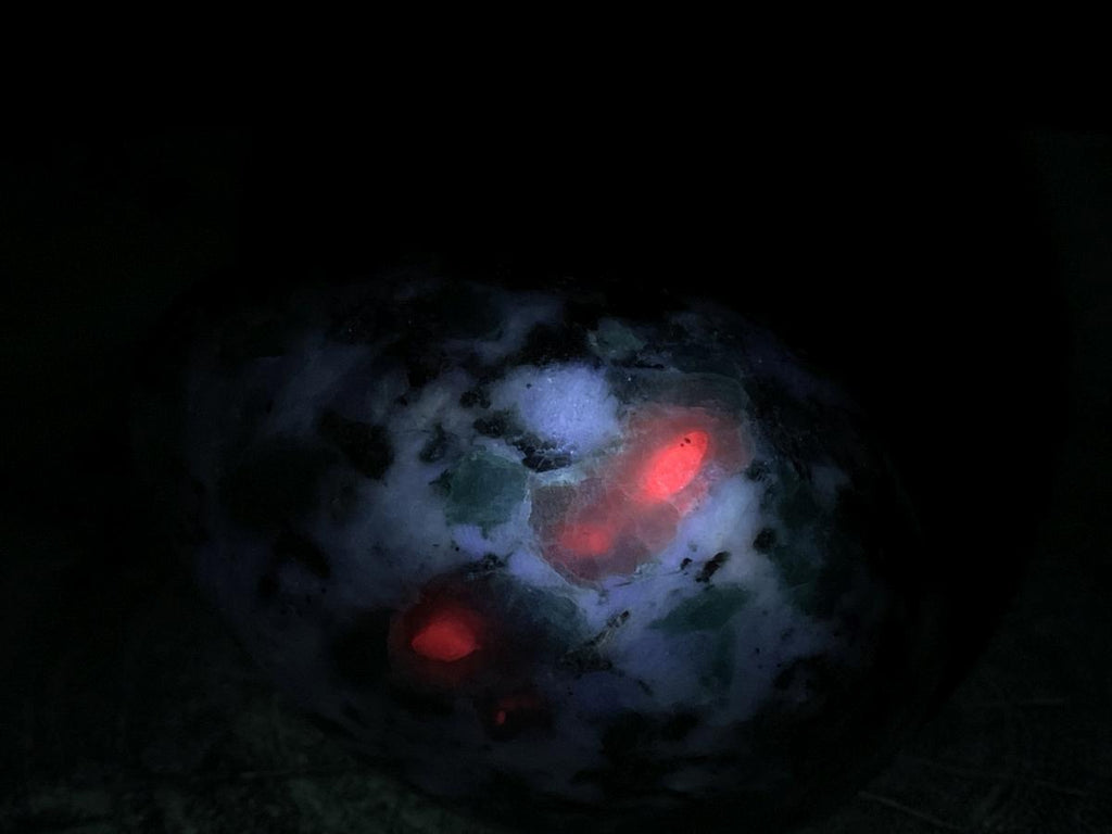 Polished Mutokolite Emerald Muscovite Mica Free Form with Fluorescent Rubies x 1 From Mutoko, Great Dyke, Zimbabwe