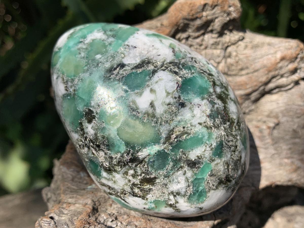Polished Mutokolite Emerald Muscovite Mica Free Form with Fluorescent Rubies x 1 From Mutoko, Great Dyke, Zimbabwe