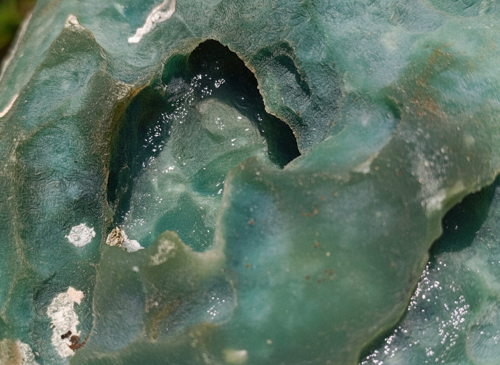 Natural XXL Mtorolite Emerald Chrysoprase Crystalline Display Specimen x 1 From Mutorashanga, Zimbabwe