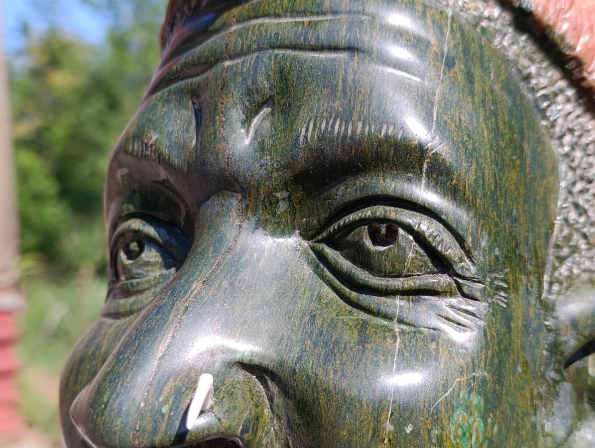 Hand XXL Made Zulu King Bust Verdite Carving x 1 From Southern Africa