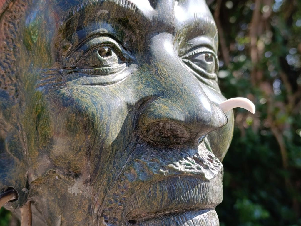 Hand XXL Made Zulu King Bust Verdite Carving x 1 From Southern Africa