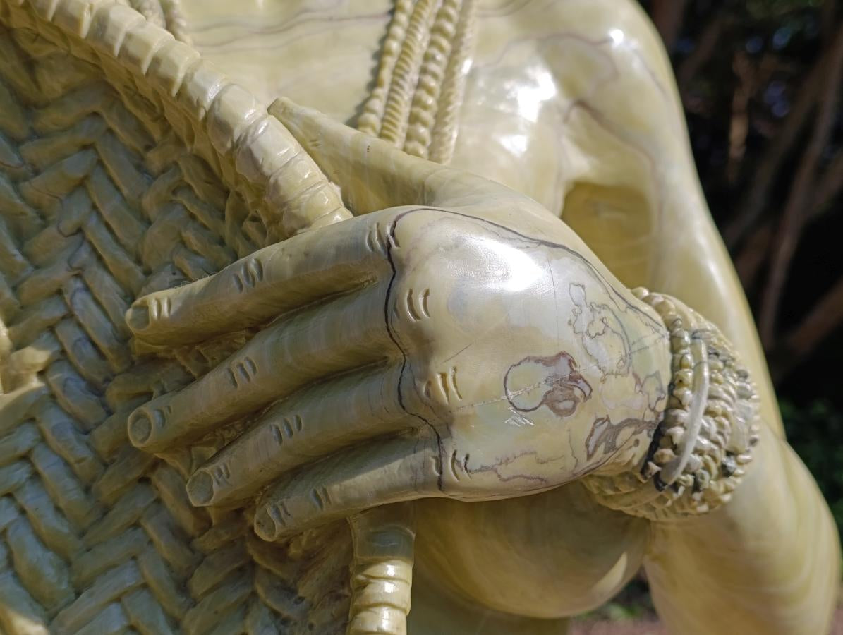 Hand Made XXL Royal Africa Bust Female African Butter Jade Carving x 1 From South Africa