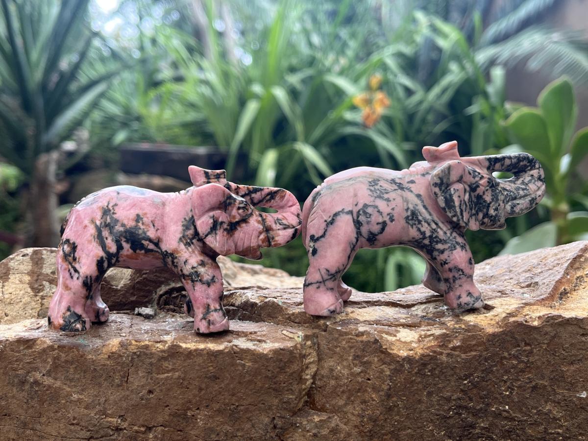 Hand Made Pair of Rhodonite Gemstone Elephant Carvings x 1 From Madagascar