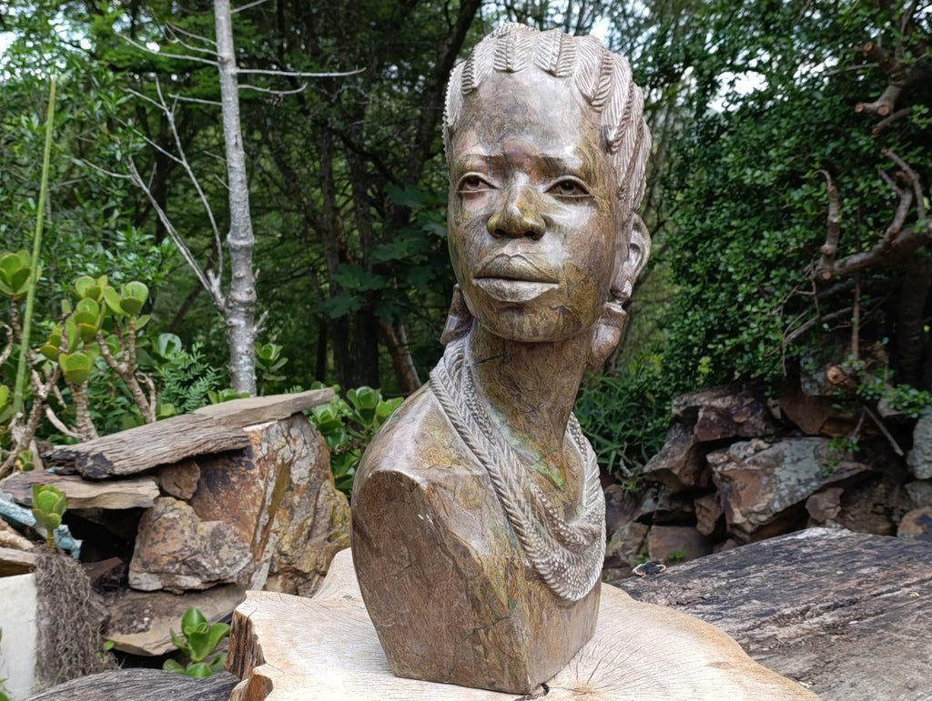 Hand Made XXL Young African Woman Green Verdite Bust x 1 From Zimbabwe
