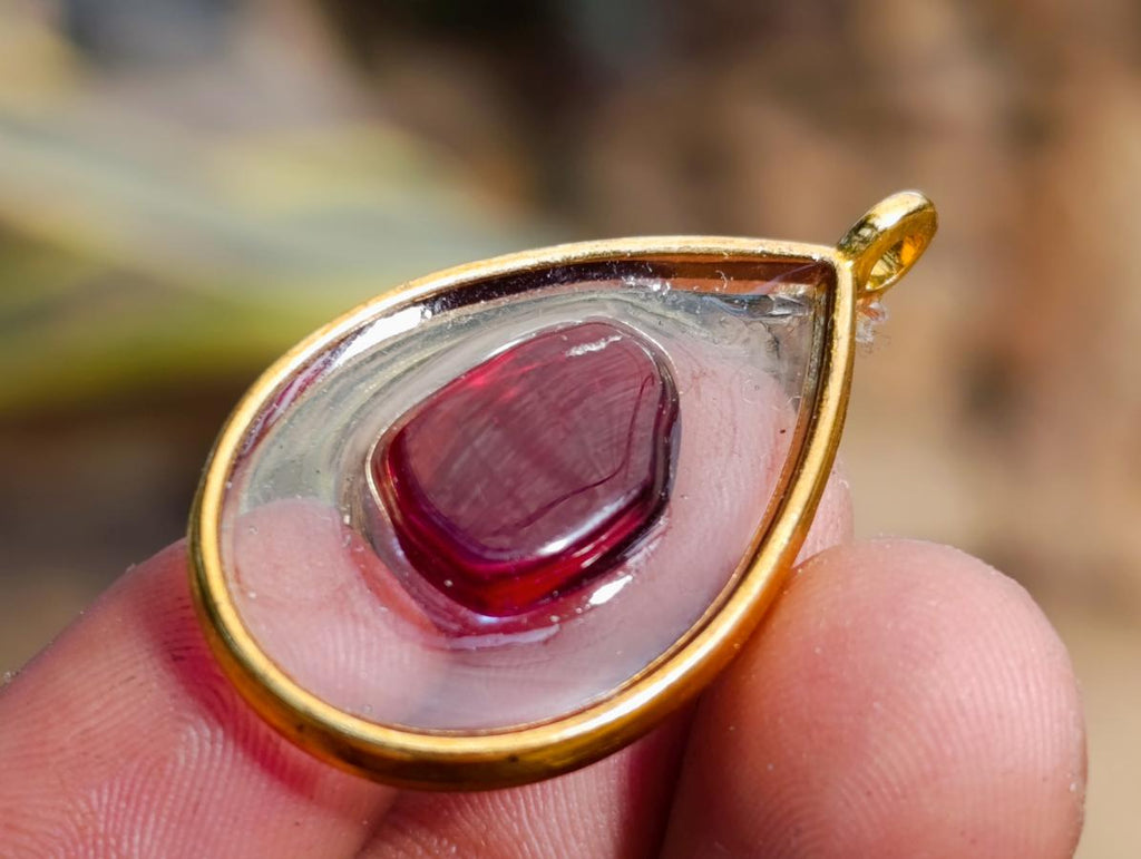 Handmade Gemmy Red Garnet Pendant in Display Frame x 1 From Mozambique