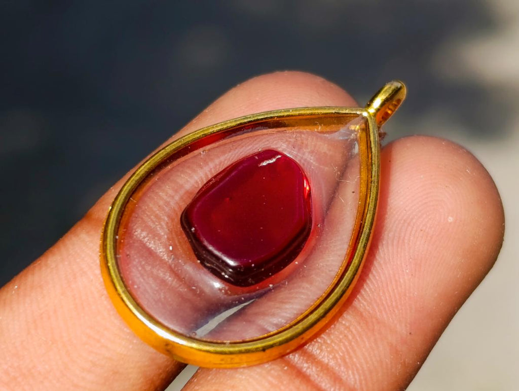 Handmade Gemmy Red Garnet Pendant in Display Frame x 1 From Mozambique