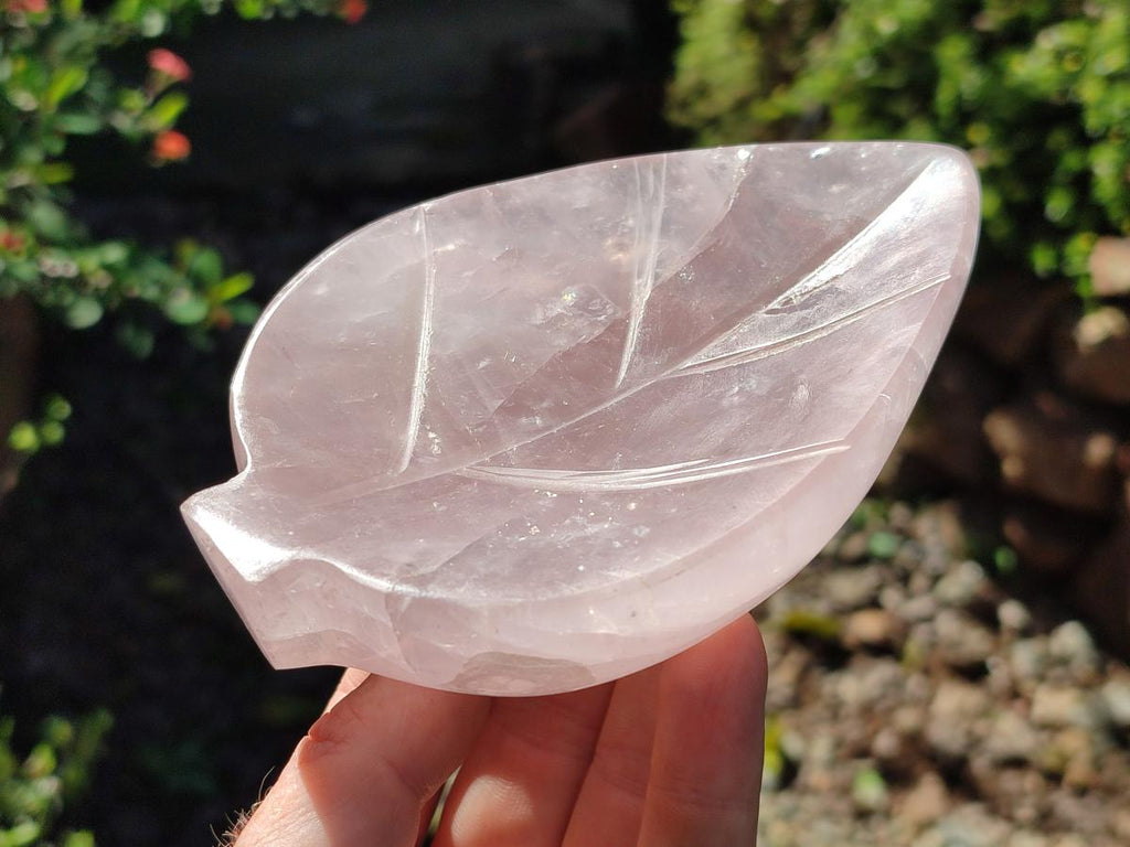 Hand Made Set of 4 Gemmy Rose Quartz Leaf Shaped Bowls x 1 From Ambatondrazaka, Madagascar