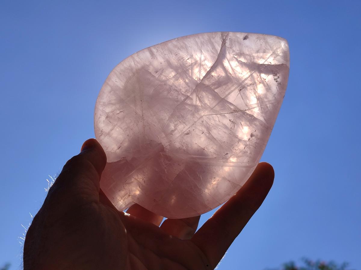 Hand Made Set of 4 Gemmy Rose Quartz Leaf Shaped Bowls x 1 From Ambatondrazaka, Madagascar