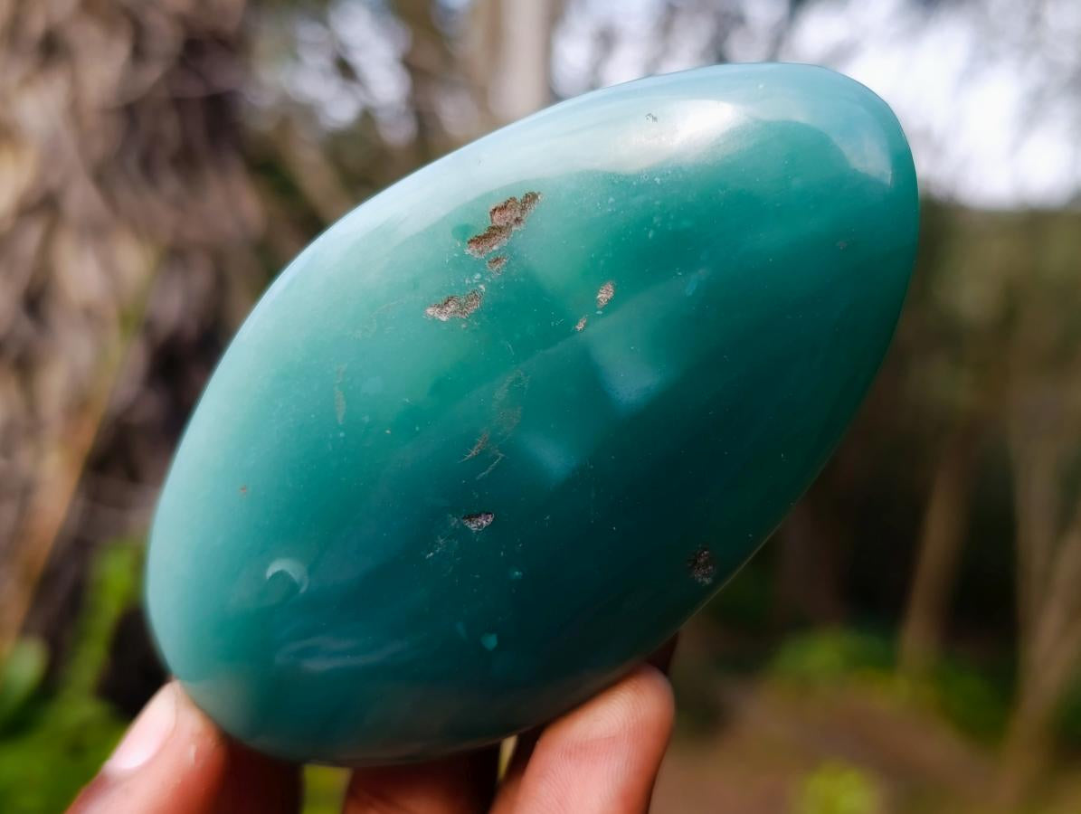 Polished Mtorolite Emerald Chrysoprase Palm Stone x 1 From Mutorashanga, Zimbabwe