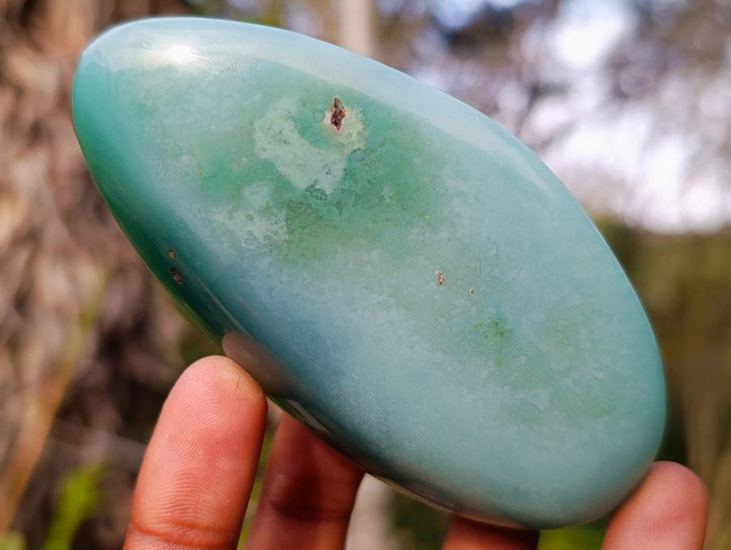 Polished Mtorolite Emerald Chrysoprase Palm Stone x 1 From Mutorashanga, Zimbabwe