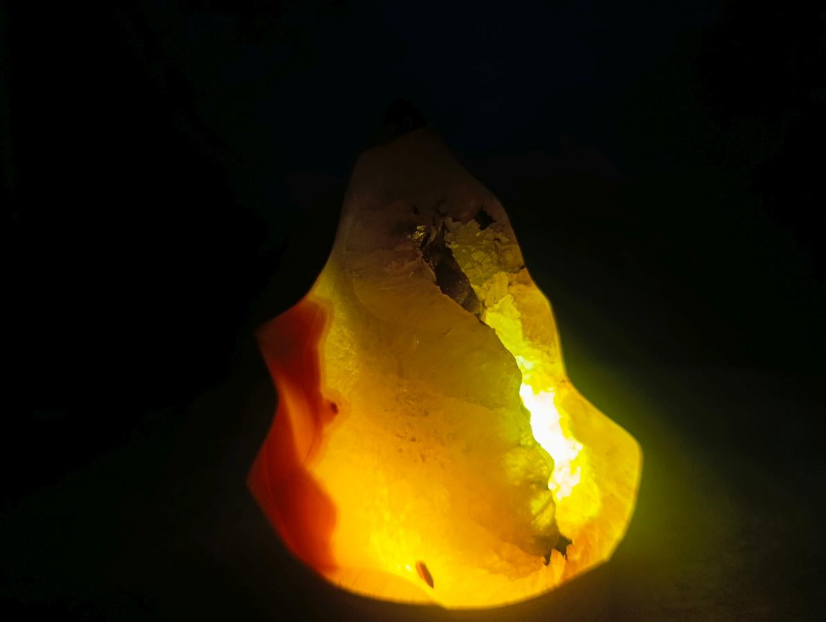 Polished Carnelian Agate Gemstone Flame with Natural Vug Cavity x 1 From Madagascar
