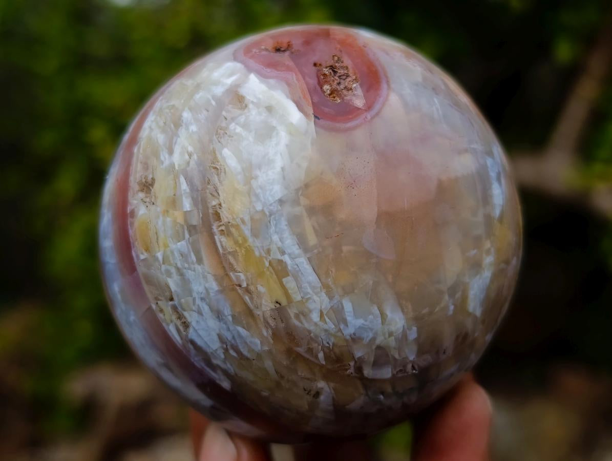 Polished Banded Agate Sardonyx Sphere with Crystalline Vug x 1 From Zimbabwe