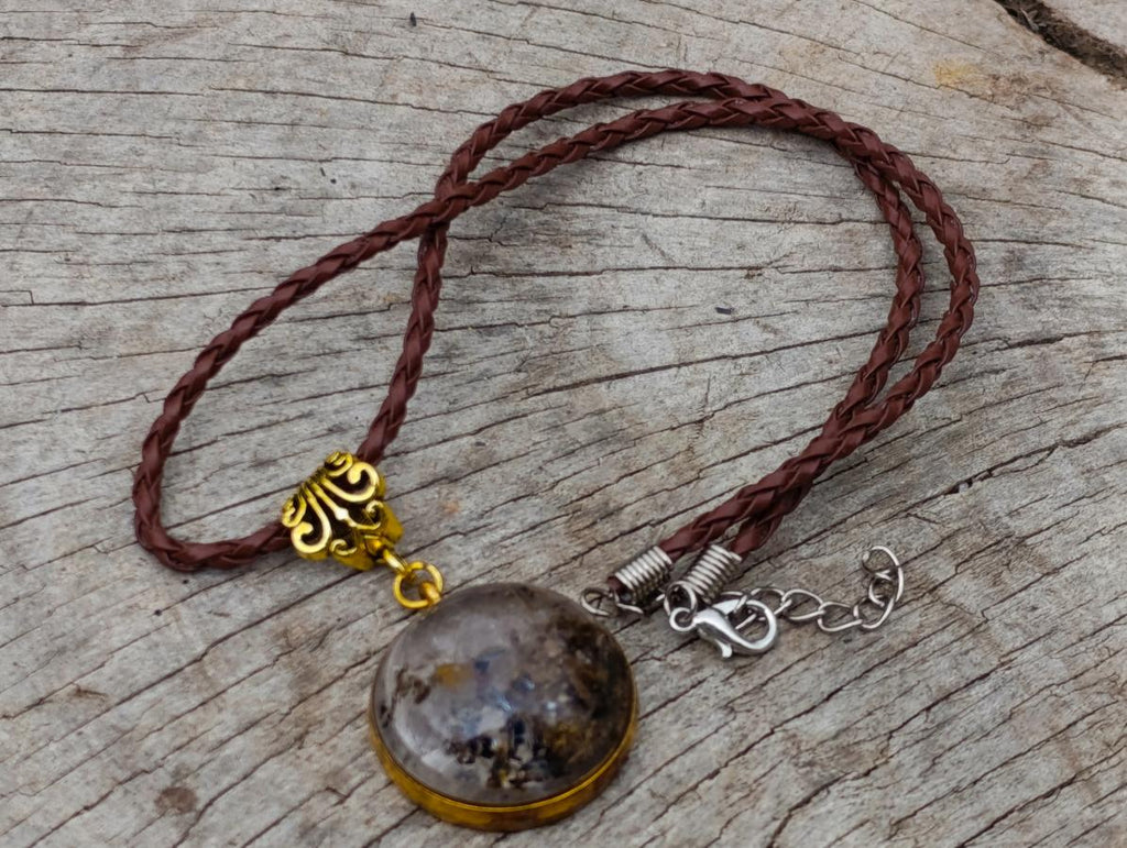 Hand Made Golden Rutile and Actinolite Cabochon Necklace by Rock Lovers Jewellery x 1 From Madagascar