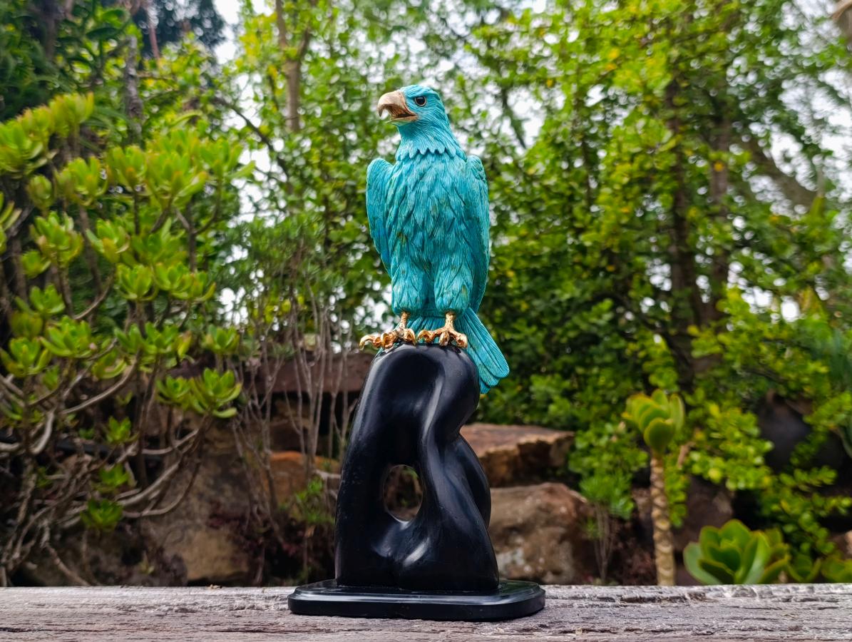 Hand Made Stunning Chrysocolla and 9ct Gold Eagle Sculpture on a Basalt Base x 1 From USA