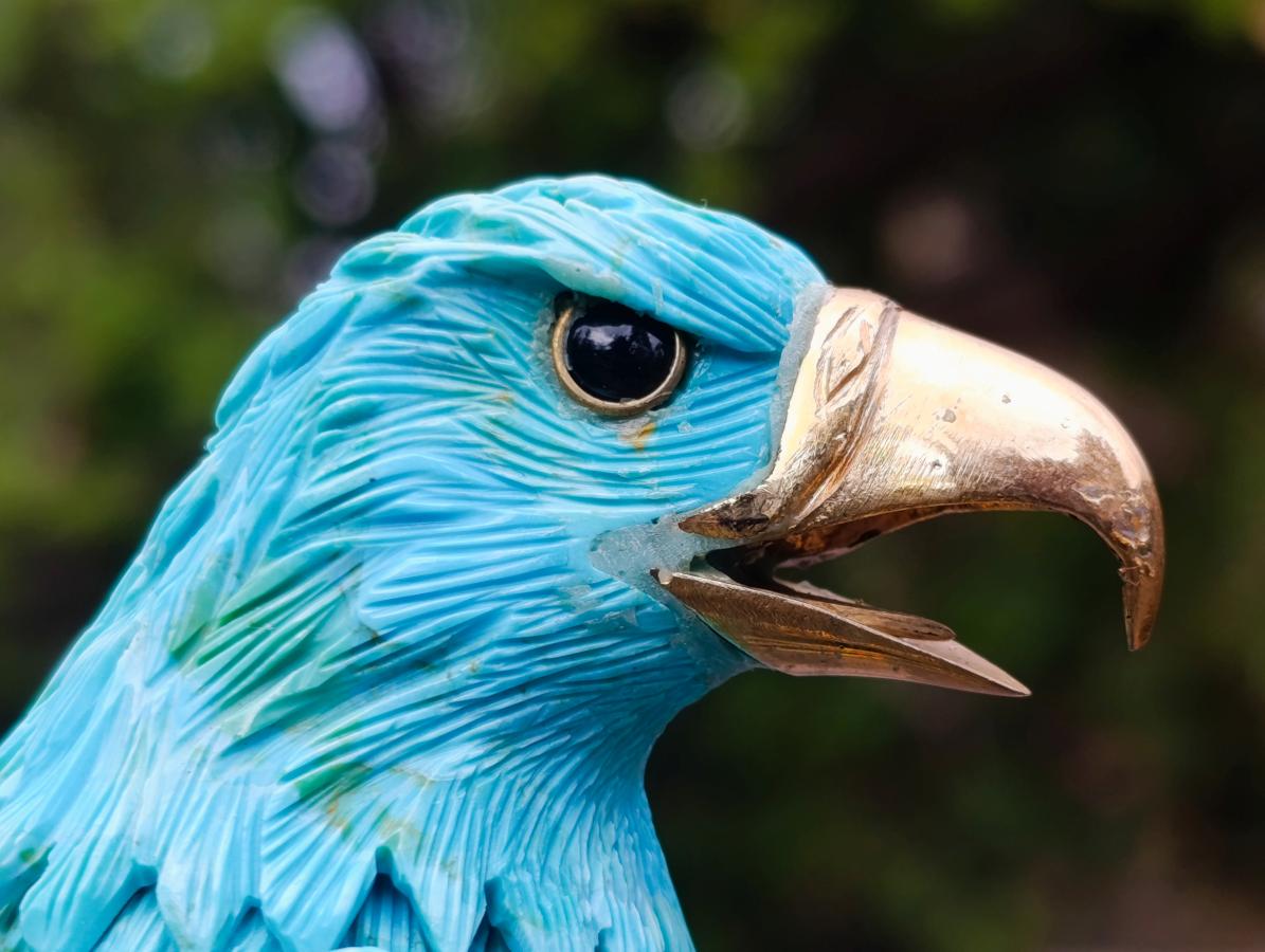 Hand Made Stunning Chrysocolla and 9ct Gold Eagle Sculpture on a Basalt Base x 1 From USA