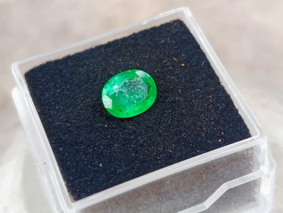 Polished 0.76 Carat 8 mm Oval Sandawana Faceted Emerald Stone x 1 From Sandawana, Zimbabwe