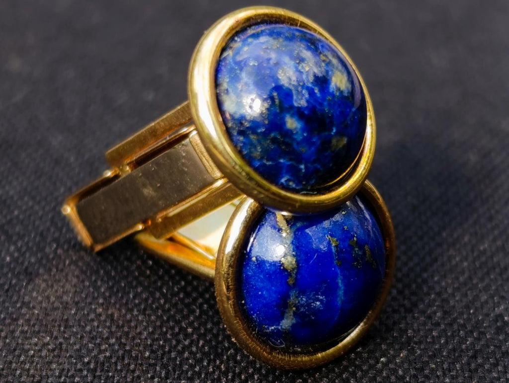 Hand Made Pair of Excellent Lapis Lazuli Cufflinks Set in 18 Carat Gold x 1 From Afghanistan