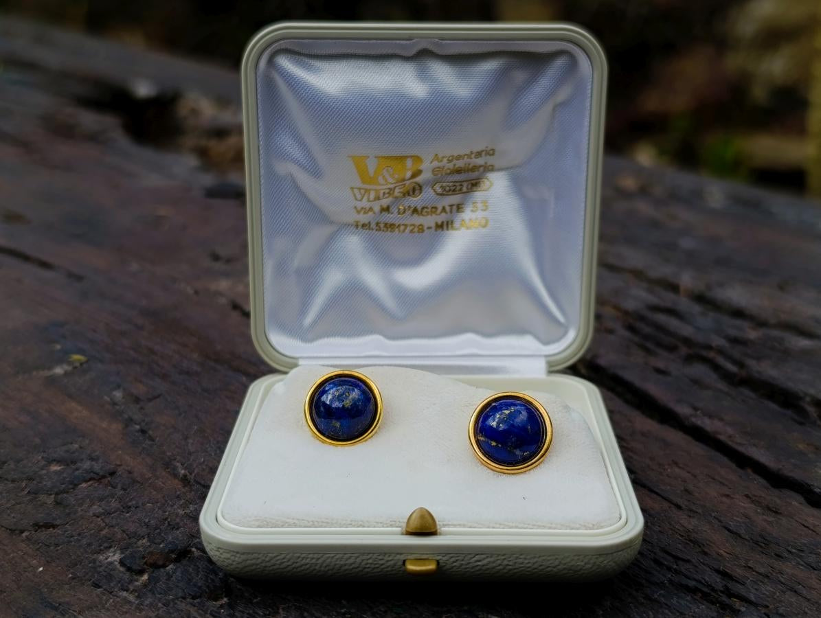 Hand Made Pair of Excellent Lapis Lazuli Cufflinks Set in 18 Carat Gold x 1 From Afghanistan