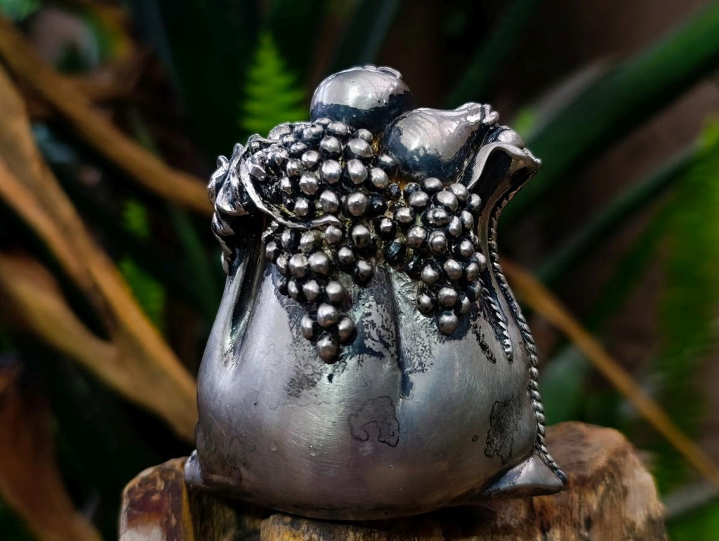 Hand Made Antique High Quality Silver Grape and Fruit Purse Art Piece x 1 From Italy