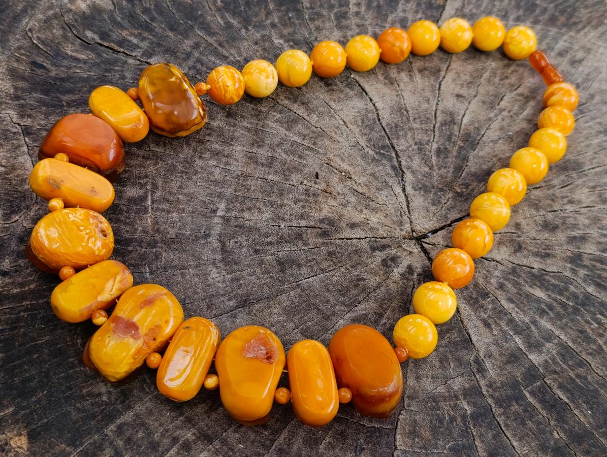 Hand Made Six Wise Men Old Butterscotch Fossil Amber Necklace x 1 From Poland