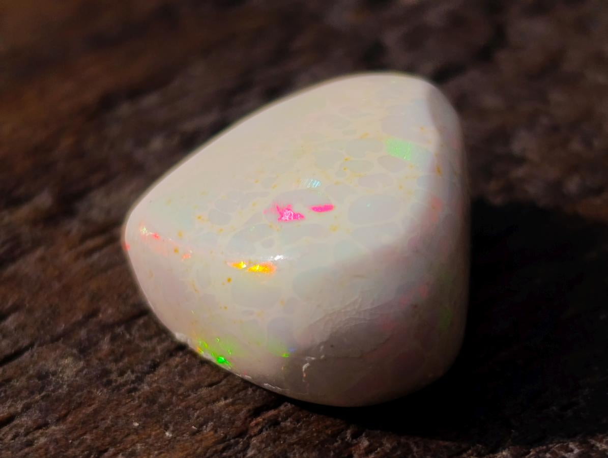 Polished Heart Shaped Precious Ethiopian Opal Faceted Cabochon x 1 From Welo, Ethiopia