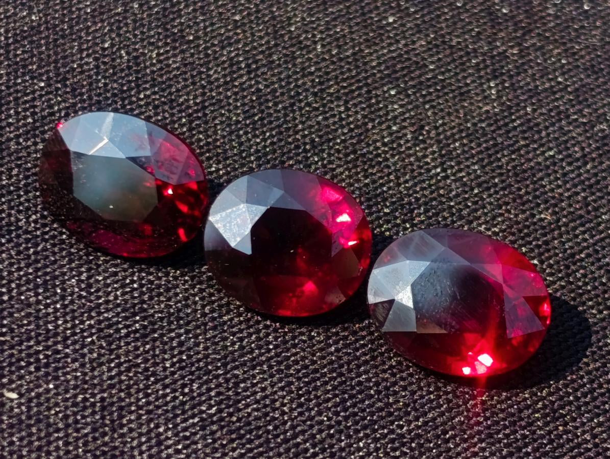 Polished Set of 3 Superb Raspberry Red Rhodolite Garnet Faceted Stones x 1 From Tiriri District, Tanzania