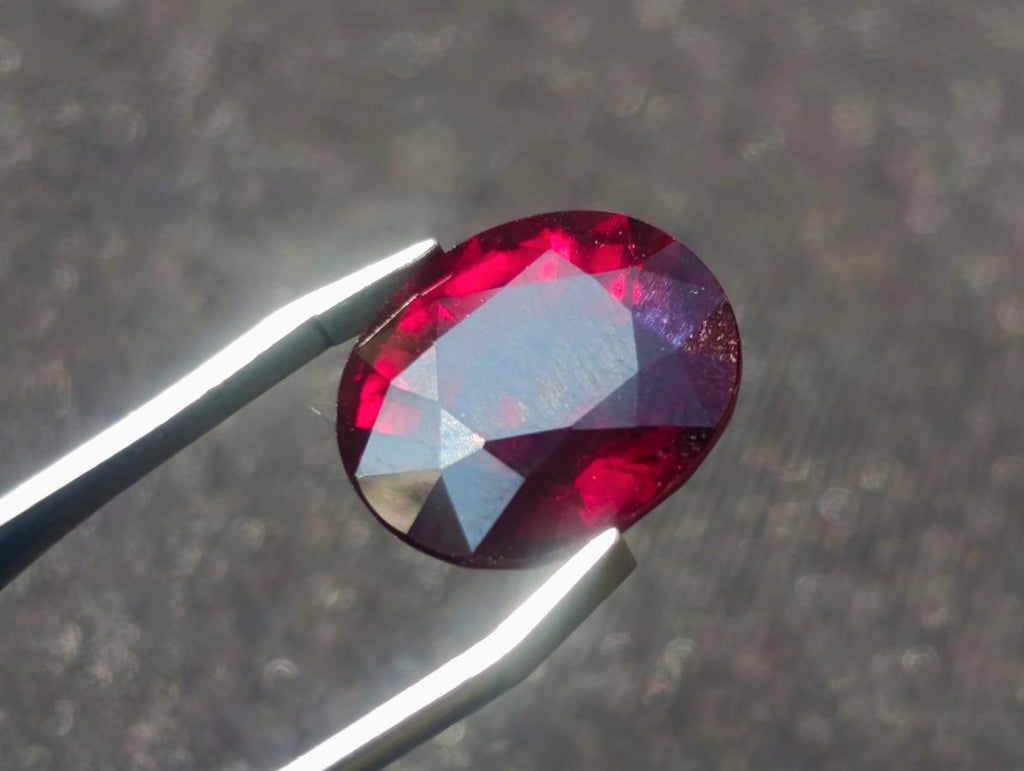 Polished Set of 3 Superb Raspberry Red Rhodolite Garnet Faceted Stones x 1 From Tiriri District, Tanzania