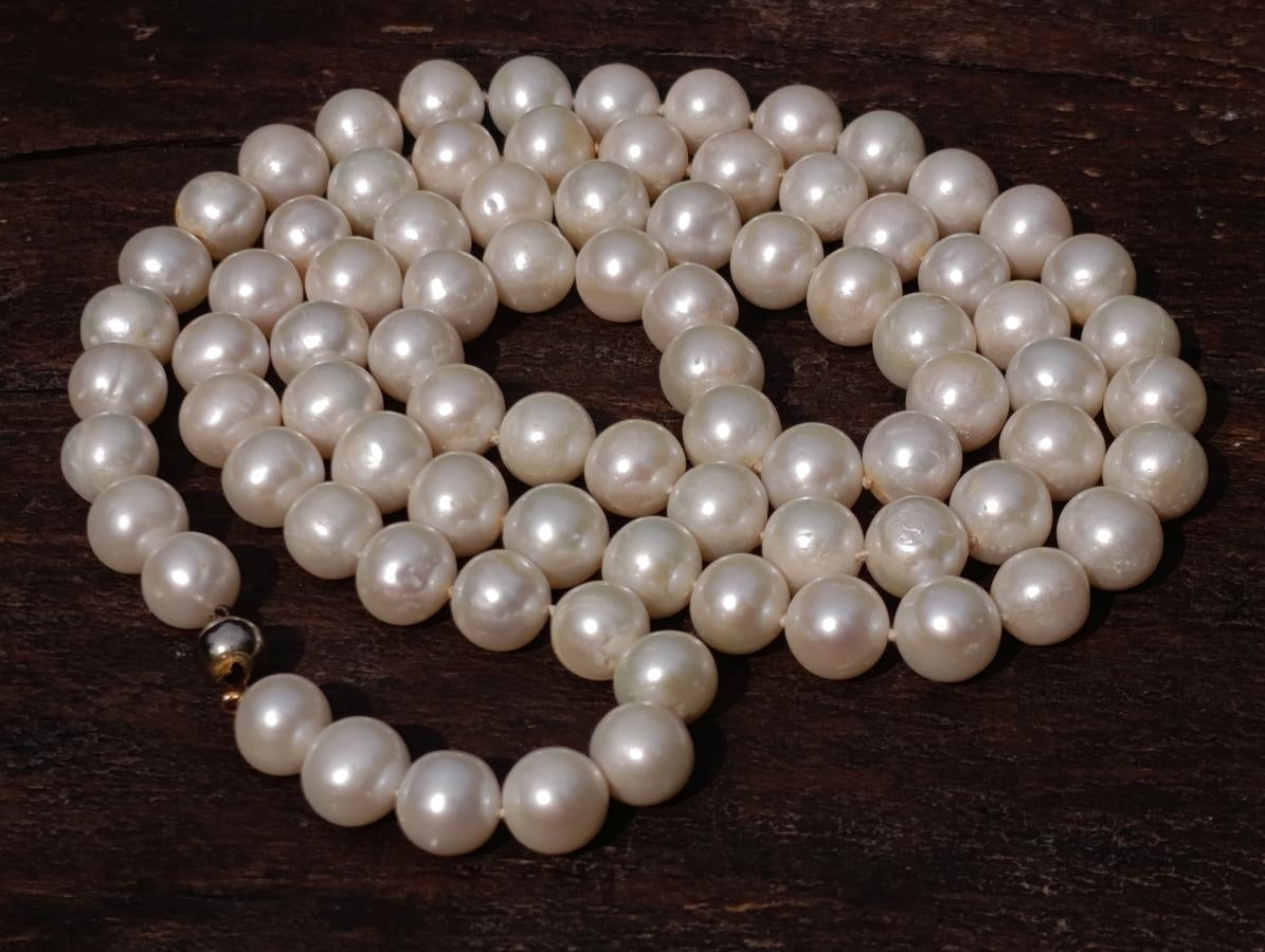 Hand Made Timeless Akoya Pearl Necklace x 1 From Okaya, Japan