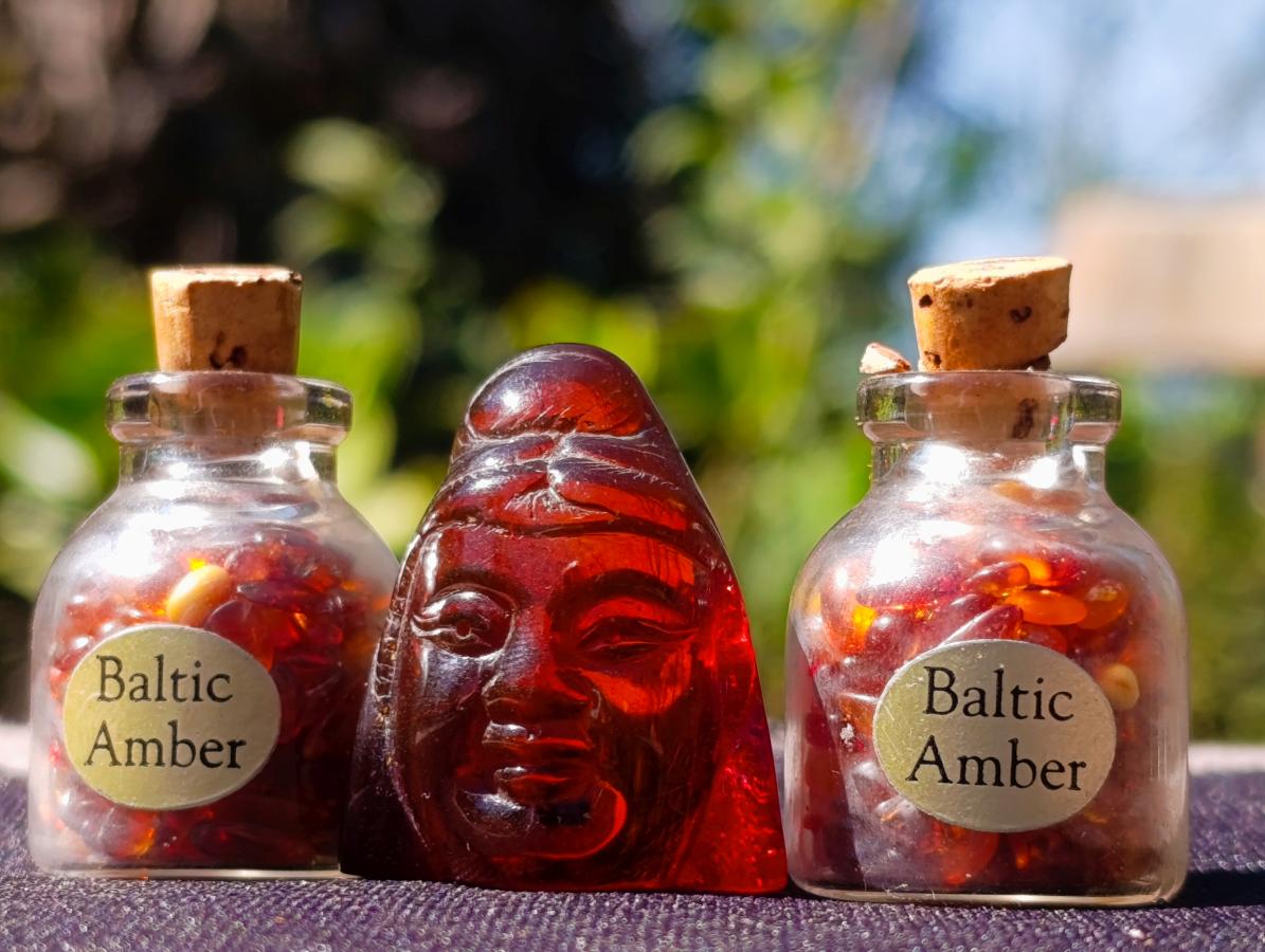 Polished Set of 3 Fossil Baltic Amber Carved Buddha with 2 Mini Jars of Polished Amber x 1  From Poland