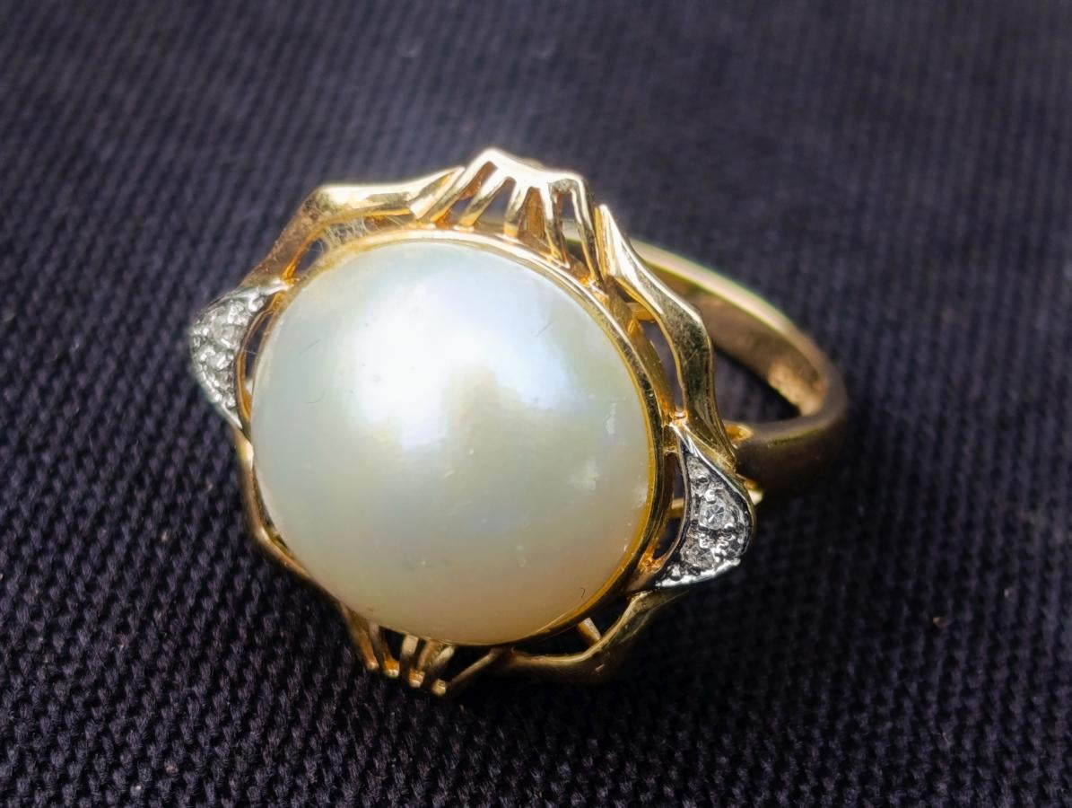 Hand Made Set of Earrings and a Ring Made From Mabe Pearls in Yellow Gold with Pave Diamonds x 1 From Japan