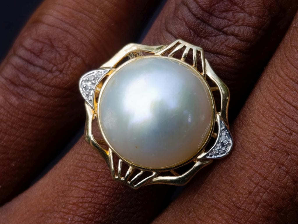 Hand Made Set of Earrings and a Ring Made From Mabe Pearls in Yellow Gold with Pave Diamonds x 1 From Japan