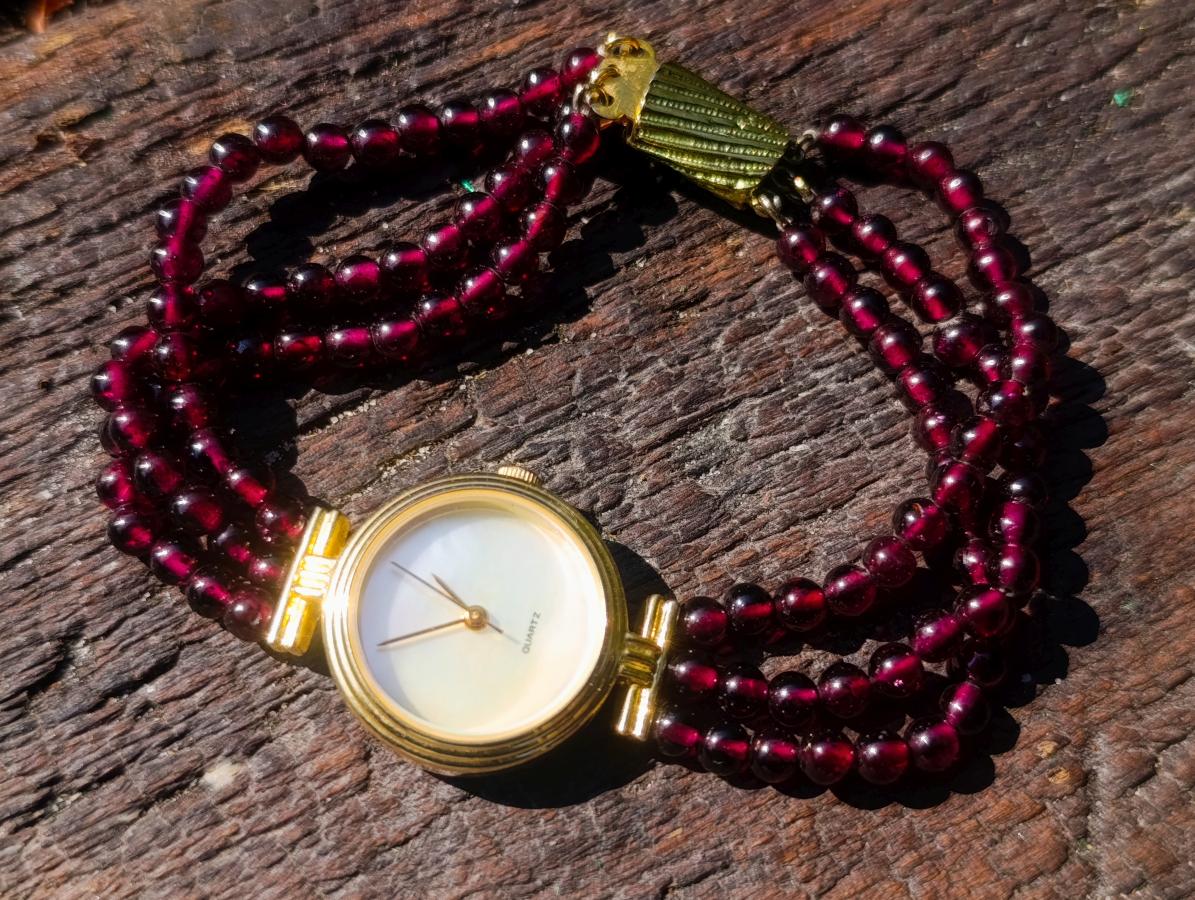 Hand Made Vintage Triple Strand Necklace and Wrist Watch Set Made From Mozambique Pyrope Garnet x 1 From Japan