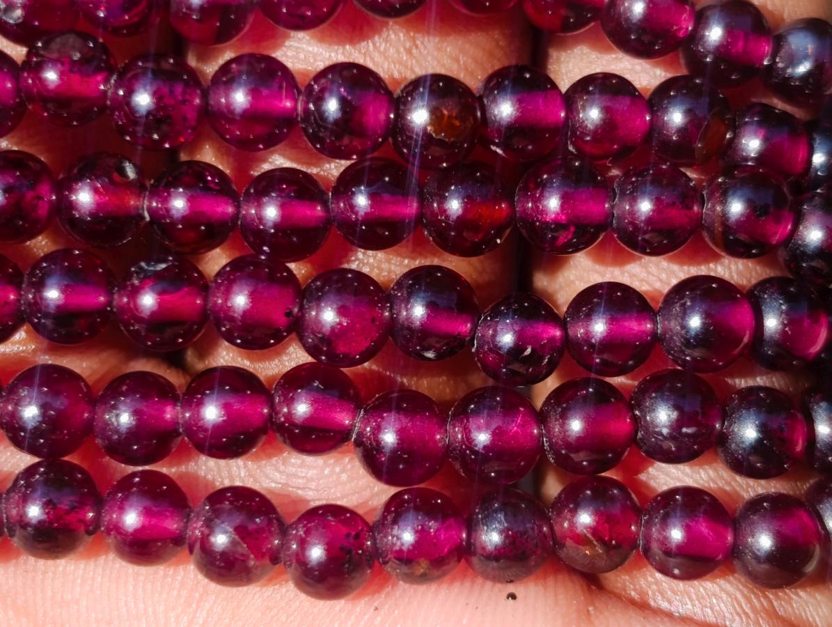 Hand Made Vintage Triple Strand Necklace and Wrist Watch Set Made From Mozambique Pyrope Garnet x 1 From Japan