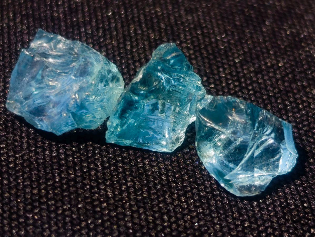 Natural Mozambique Clear Blue Aquamarine Faceting Rough Material x 1 From Mozambique