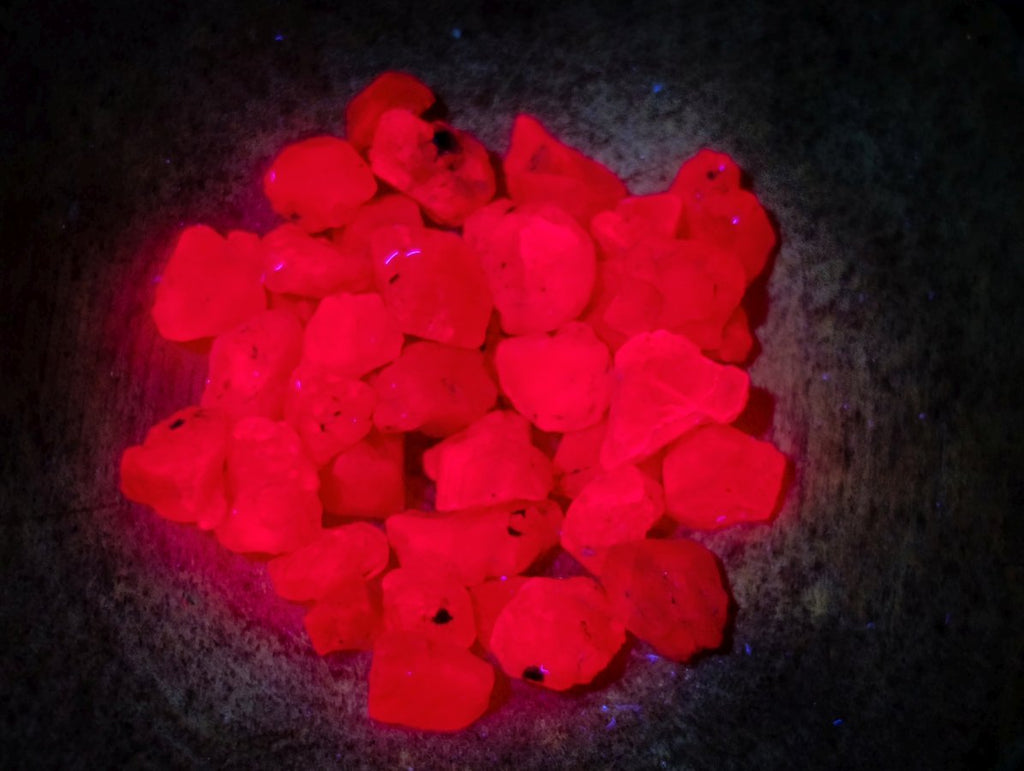 Natural Small Rough Gemmy Ruby Faceting Stones x 1 From Vatomandry, Madagascar