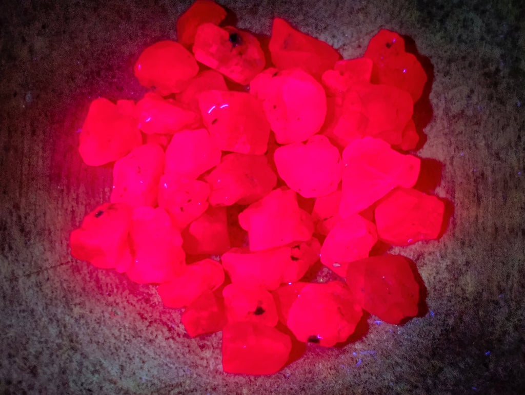 Natural Small Rough Gemmy Ruby Faceting Stones x 1 From Vatomandry, Madagascar