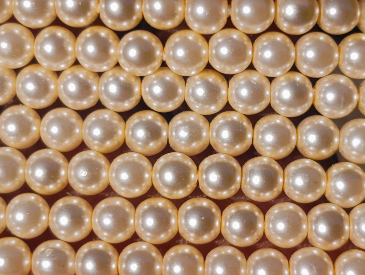 Hand Made Seven Strand L'Officiel Bead Pearl Necklace x 1 From Italy