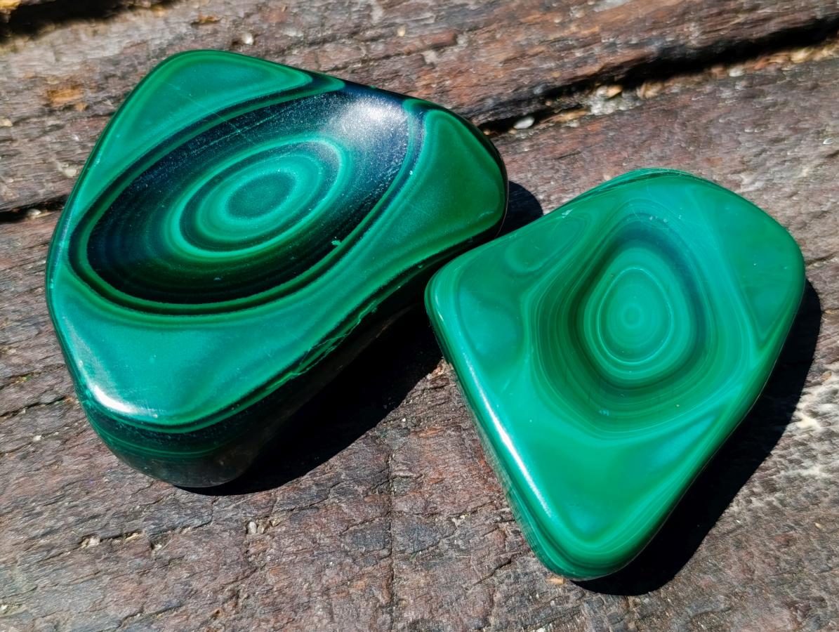 Polished Set of 4 Malachite and Red Jasper Eggs and Bowls x 1 From Southern Africa