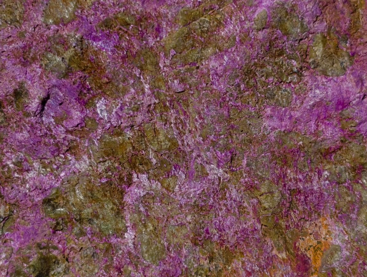 Natural Large Stichtite and Serpentine Rough Colourful Rare Specimen x 1 From Barberton, South Africa