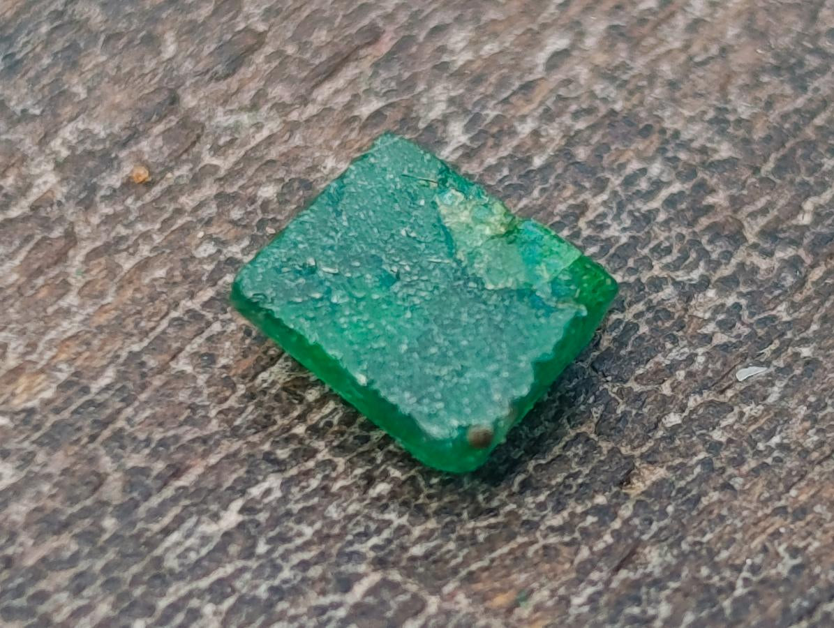 Natural Set of 5 16.41 Carat Sandawana Emerald Crystals x 1 From Sandawana, Zimbabwe