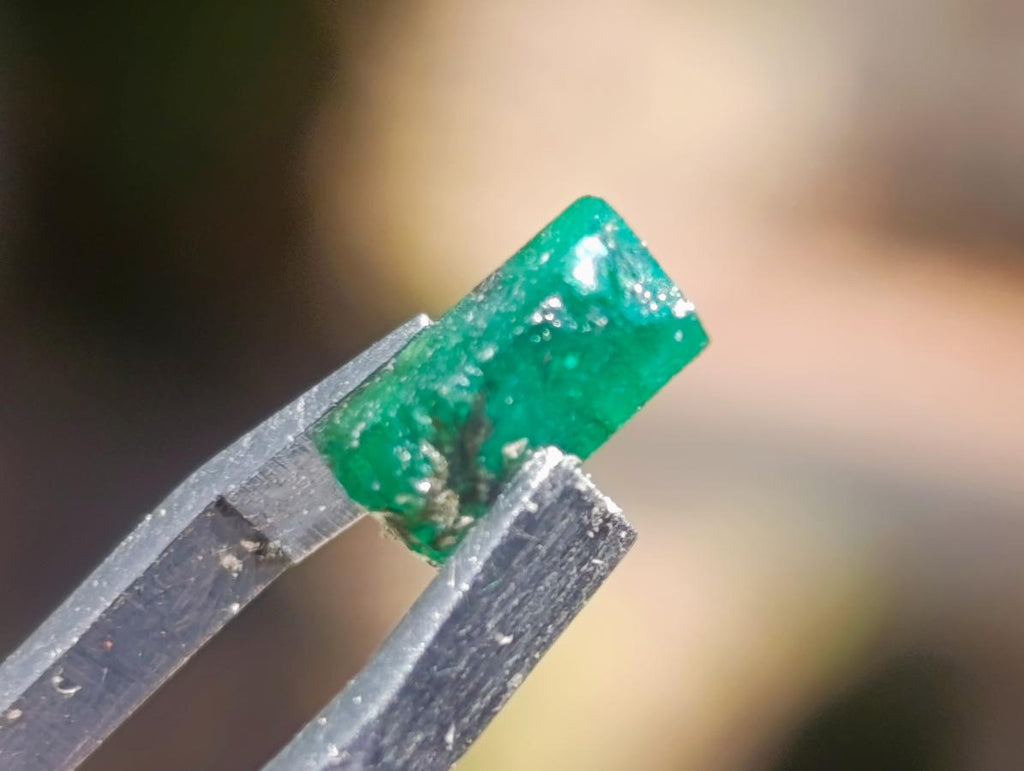 Natural Set of 5 16.41 Carat Sandawana Emerald Crystals x 1 From Sandawana, Zimbabwe